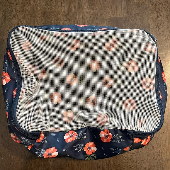lug Bags Lug Cargo 3pc Packing Cubes Floral Print Poshmark